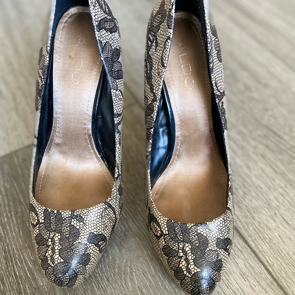 ALDO Beige Black Faux Lace Print Pumps - Picture 2 of 9